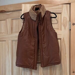 Tuckernuck Reversible Vest